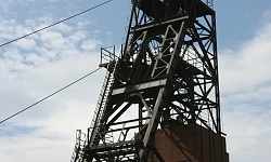 Копры шахт - атрибуты горняцкого города